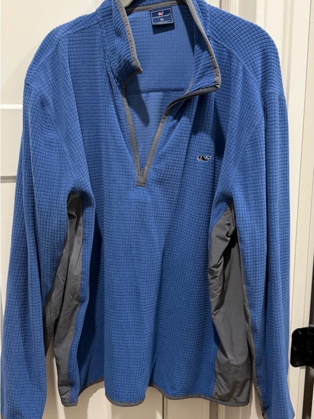 Vineyard Vines Blue Textured Crew with Gray Trim